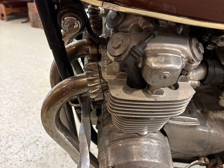 1976-honda-cb550-motorcycle-image-30
