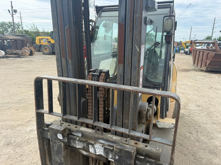 #2090-•-caterpillar-dp55n1-forklift-image-10