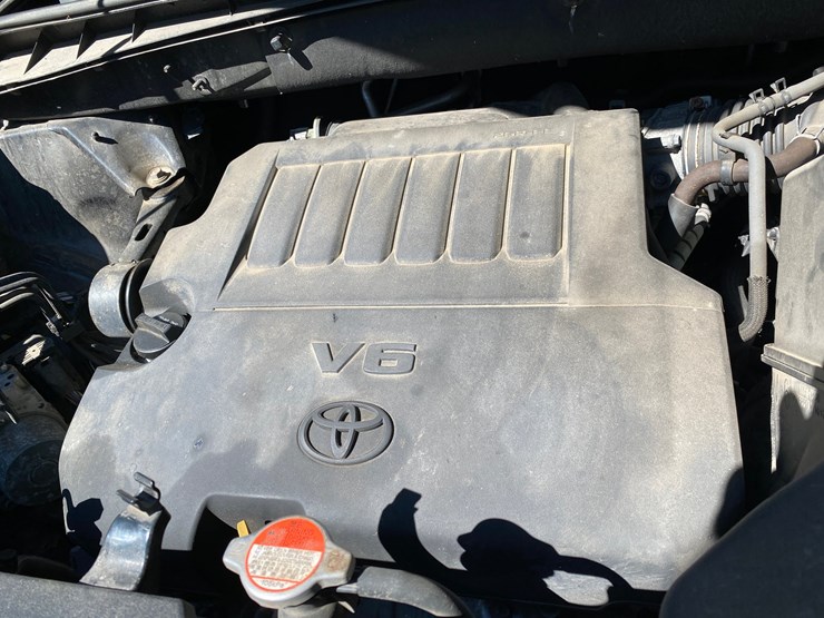 2016-toyota-highlander-image-42