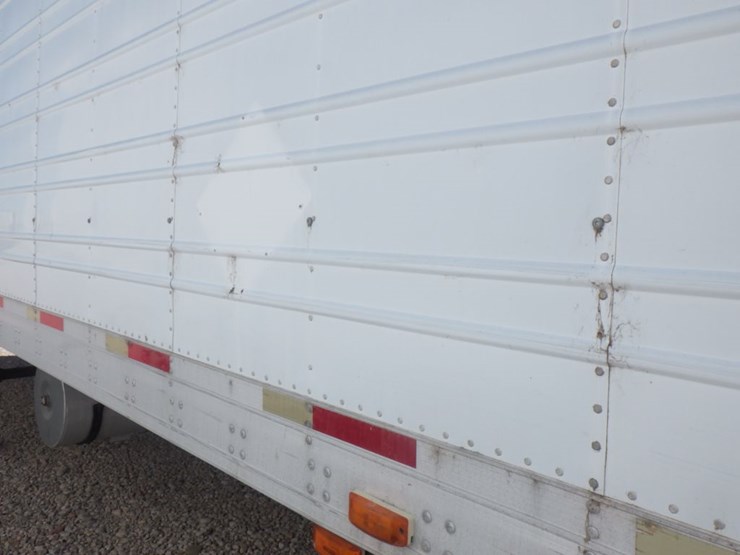 2005-utility-3000r-image-26