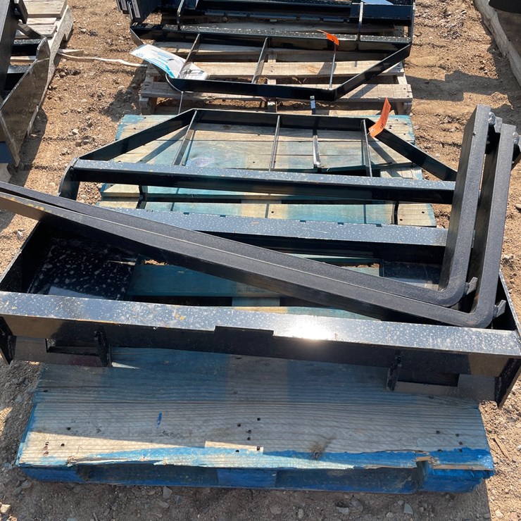 #18360 • Unused 2026 Mower King Skid Steer Forks (Princeton, MN)