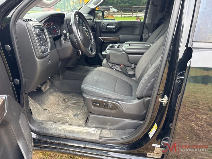 2020-chevrolet-silverado-1500-image-22