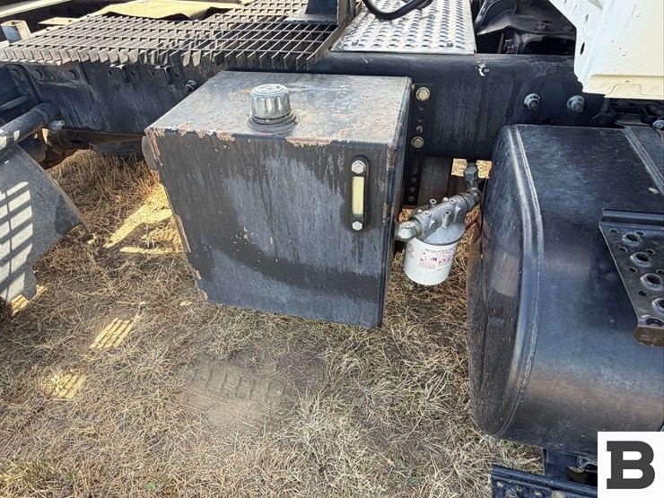 2006-international-durastar-4400-image-31