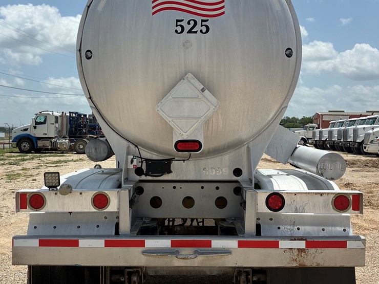 2012-heil-tanker-image-5