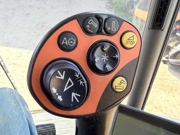 lexion-575r-image-149