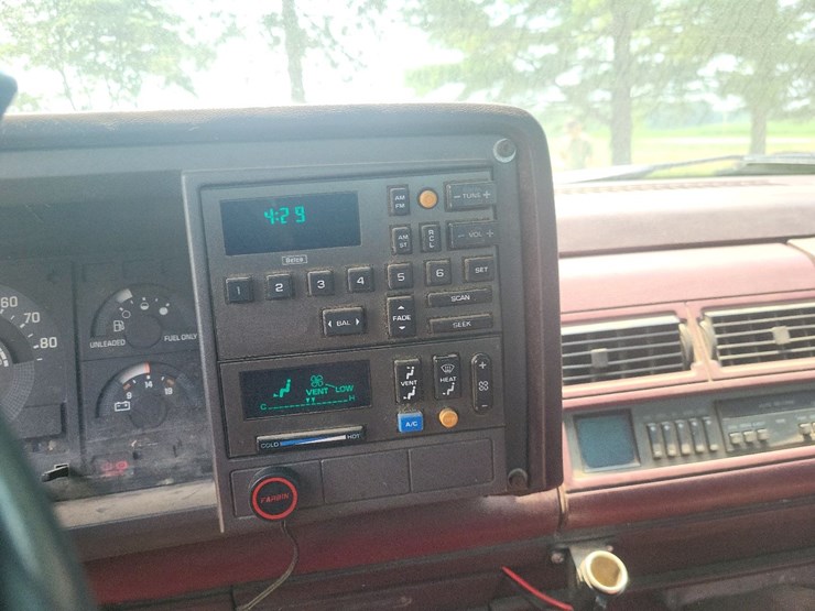 1989-chevy-3500-2-wheel-drive-single-cab-dually-truck-image-48