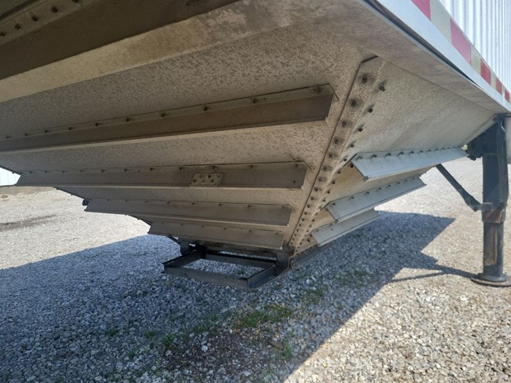 1978-chamberlain-jagh---500-tandem-axle-semi-hopper-trailer-image-56