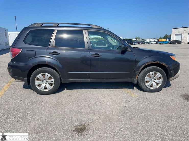 2010-subaru-forester-image-4
