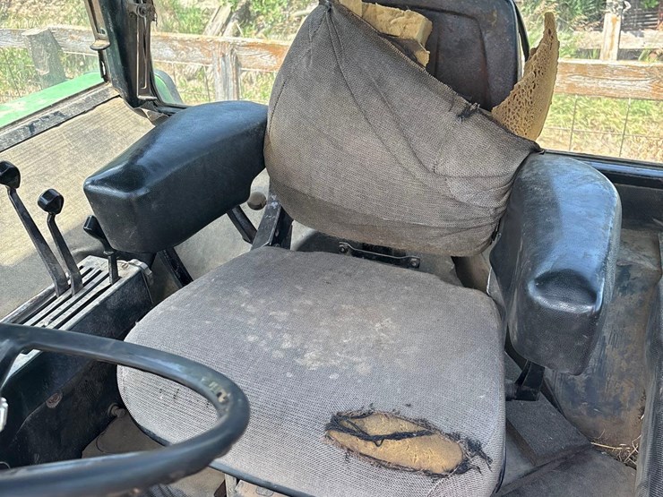 john-deere-4030-image-32