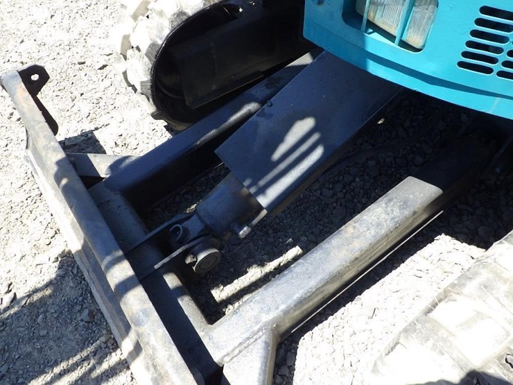 kubota-r-20p-hydraulic-excavator-image-11