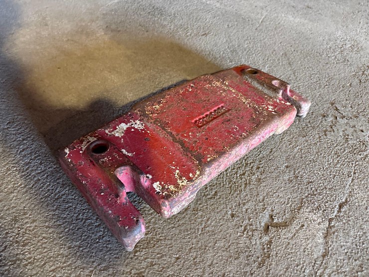 ih-front-tractor-weight-image-2