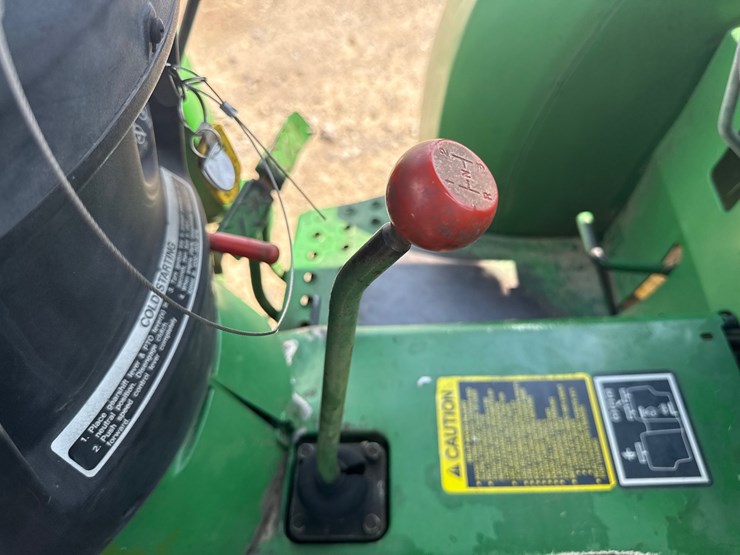 1992-john-deere-1070-image-30