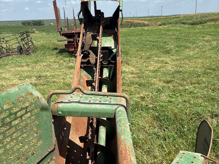 john-deere-237-image-17