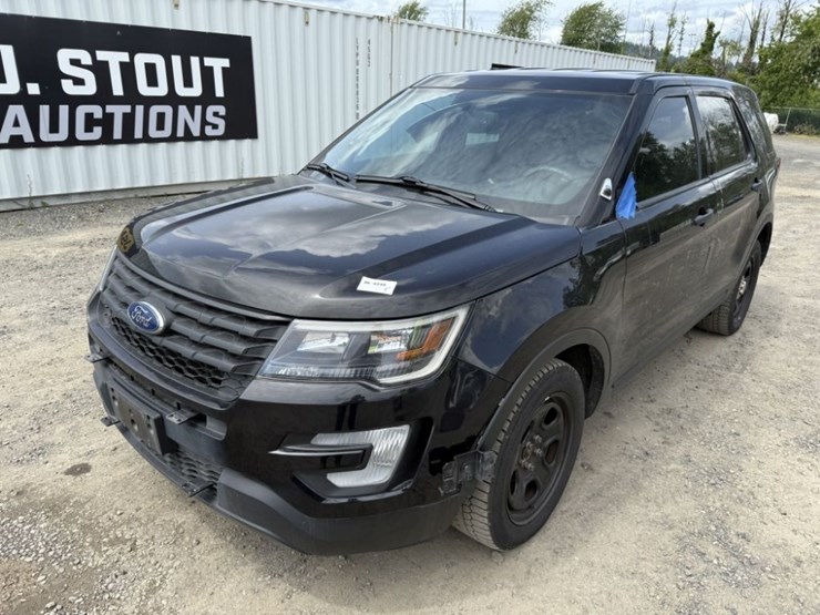 2019-ford-explorer-image-1