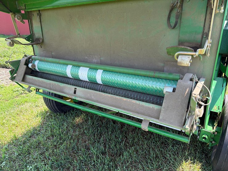 john-deere-557-image-39