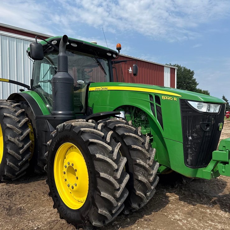 2014 JOHN DEERE 8320R