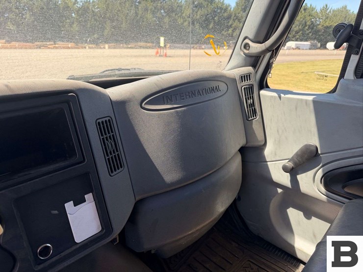 2006-international-durastar-4300-image-29