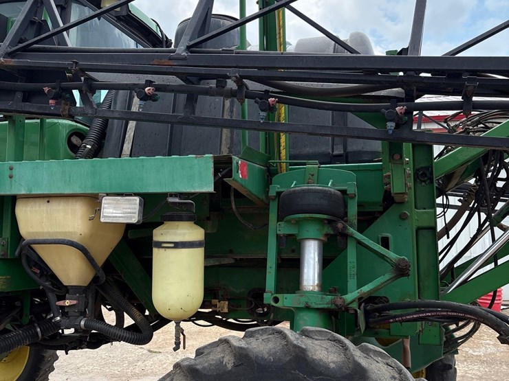 1998-john-deere-4700-image-12