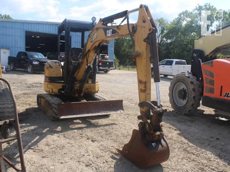 2005-caterpillar-303cr-image-5