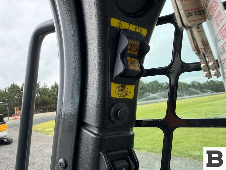 2024-bobcat-t650-image-50
