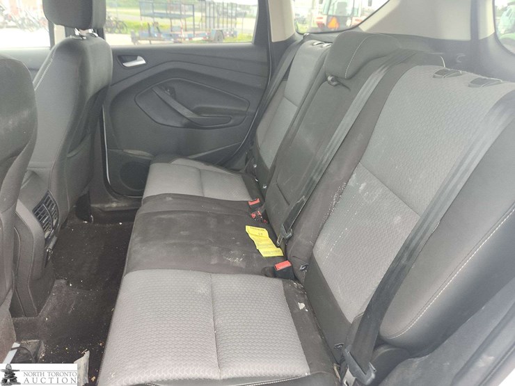 2017-ford-escape-image-18