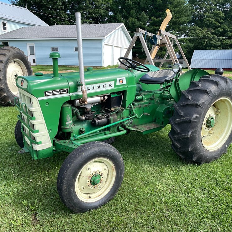 OLIVER 550