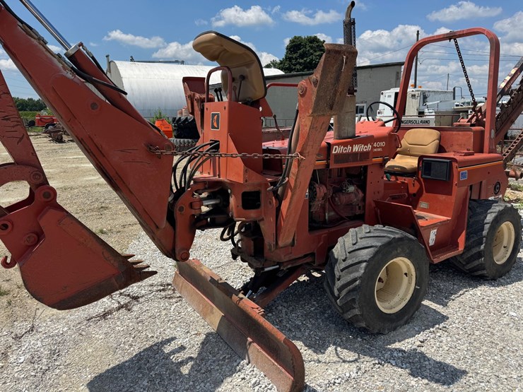 ditch-witch-4010-image-2
