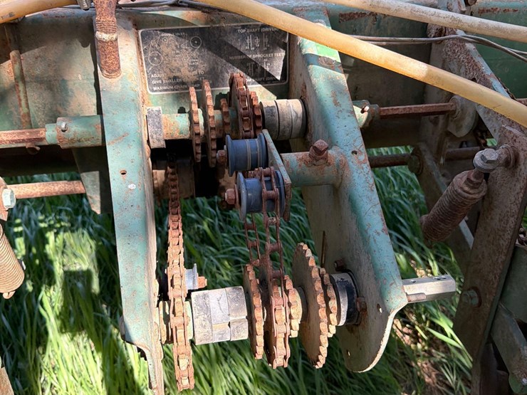john-deere-7000-image-8