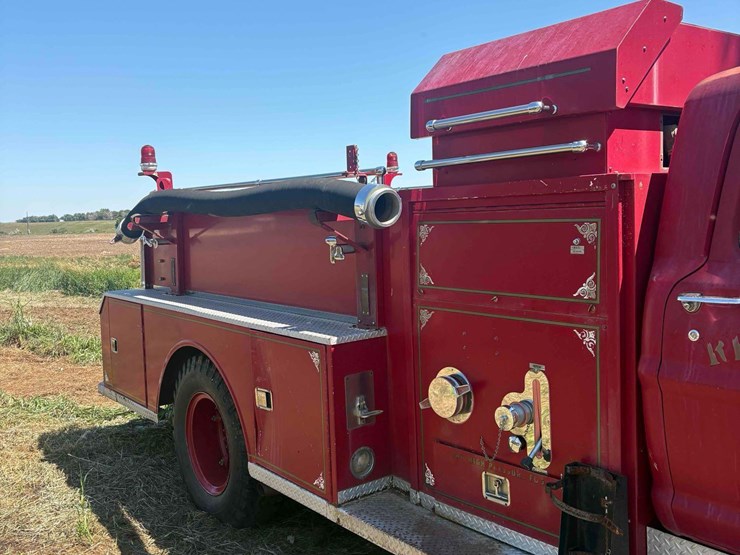 fire-truck-image-3