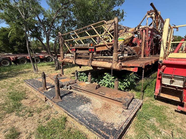 1981-wichtex-dd-75’-x-280k-lbs-300-hp-5,000’-trailer-mtd-drilling-rig-image-12