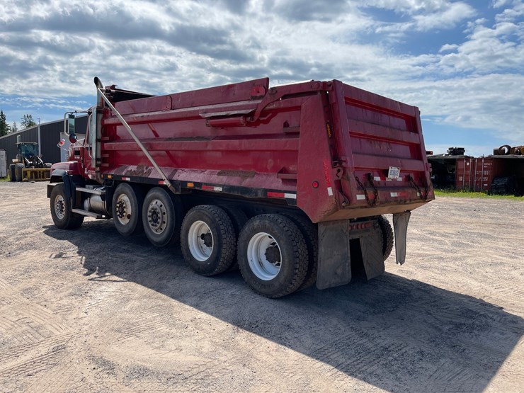 2007-mack-cl700-image-3