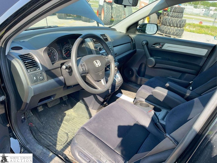 2011-honda-crv-image-11