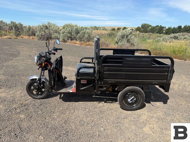 2026-sdlanch-et13-electric-tricycle-image-4