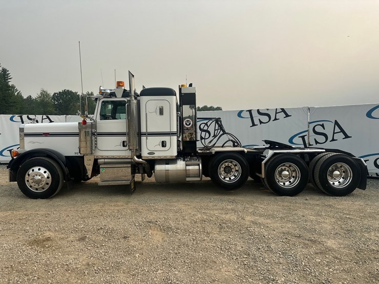 2007-peterbilt-379-image-2