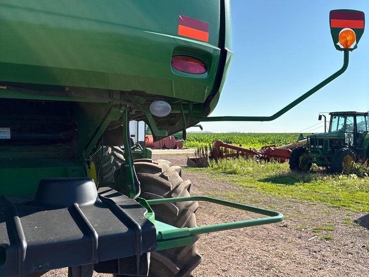2012-john-deere-s680-image-10
