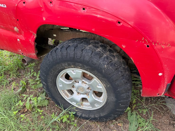 2006-toyota-tacoma-image-9