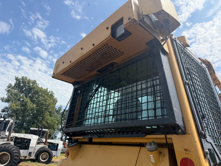 2005-caterpillar-d5g-image-52