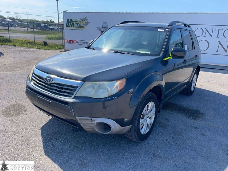 2010-subaru-forester-image-1