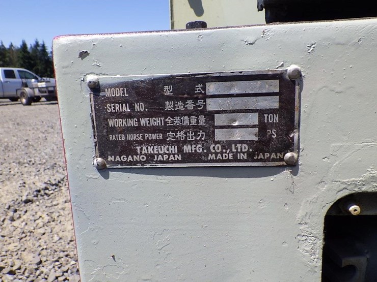 takeuchi-tb080-image-25