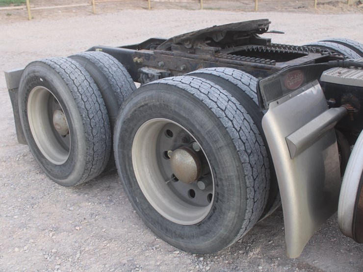 2006-peterbilt-379x-image-34