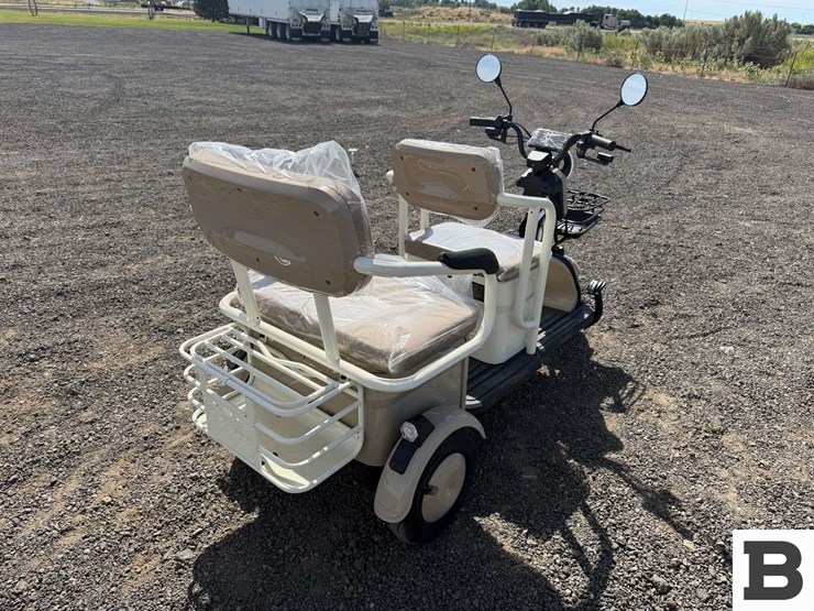 2026-sdlanch-irgc40-mini-golf-cart-image-8