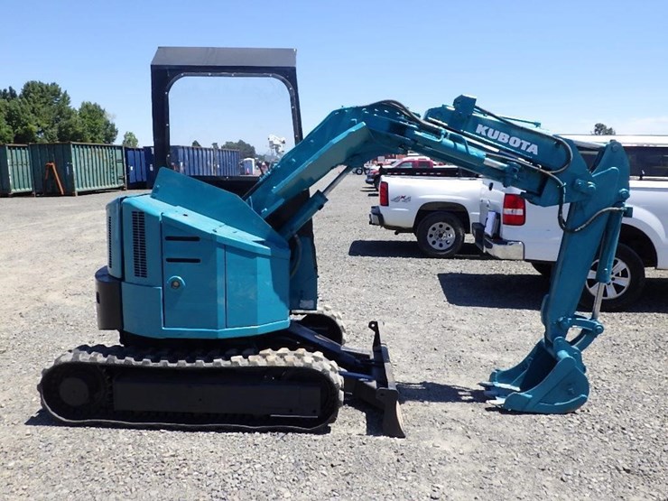 kubota-r-20p-hydraulic-excavator-image-4