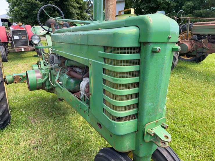 john-deere-model-b-image-16
