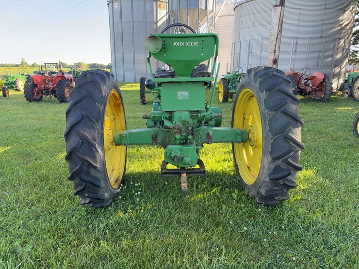 john-deere-50-image-3