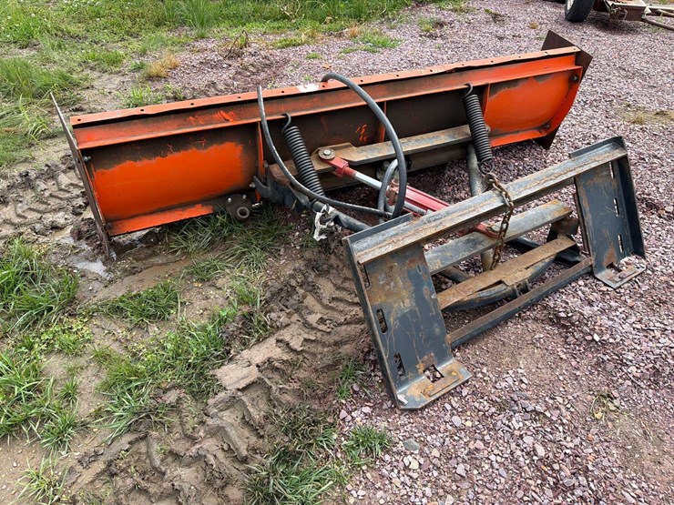 skidloader-quick-tach-7ft-push-blade-image-3