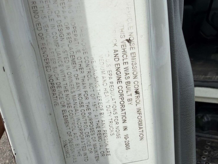 2006-international-durastar-4300-image-43