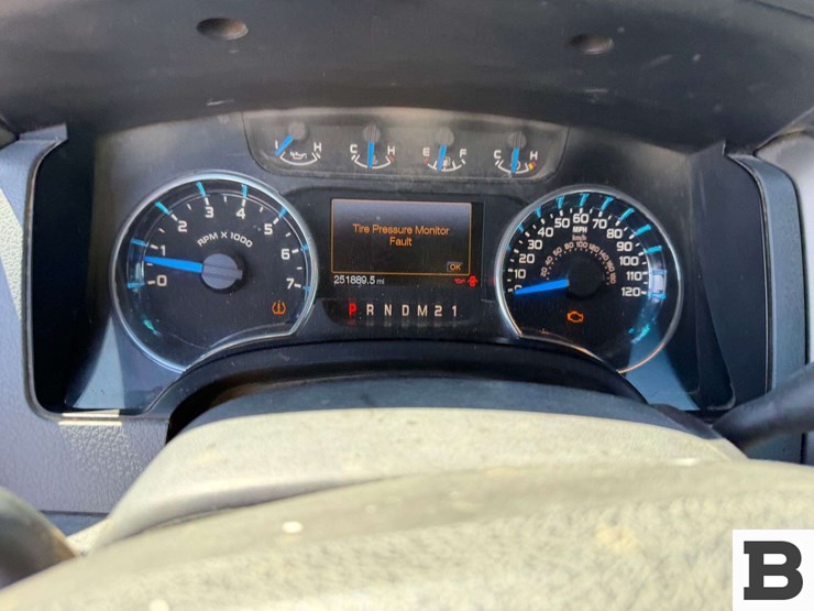 2014-ford-f150-image-27