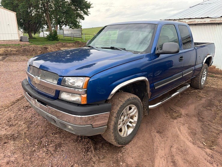 2003-chevrolet-k1500-image-1