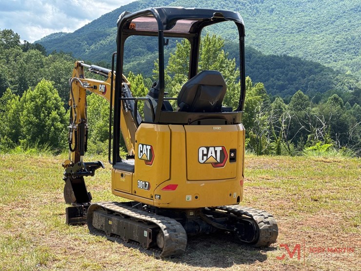 2024-caterpillar-301.7-image-1