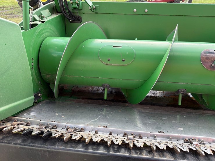 john-deere-630f-image-8